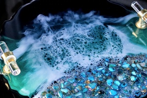 HANDMADE Customized Eco-Friendly Decorative Ocean Resin Tray Gold <b>Crystal</b> Handles Turquoise <b>Geode</b> Design Elegant Perfume Tray - Product Image 3