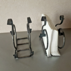 Servilletero Moderno de Hierro Pintado a Mano, de Metal, para Mesa de Cocina, Comedor y Restaurante - Product Image 2