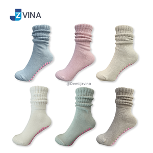 Calcetines de Pilates Scrunch de Vietnam, cálidos, holgados, antideslizantes, multicolor, para mujer, para Pilates, Yoga, Reformer, de fábrica con logotipo personalizado - Product Image 6