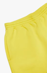 ซื้อเลย กางเกงขาสั้นเทอร์รี่สีเหลืองสำหรับผู้หญิง กางเกงขาสั้นผ้าฝ้ายลำลองใส่สบายสำหรับฤดูร้อน รับผลิตตามแบบ OEM พร้อมสกรีนโลโก้ ขายส่ง - Product Image 2