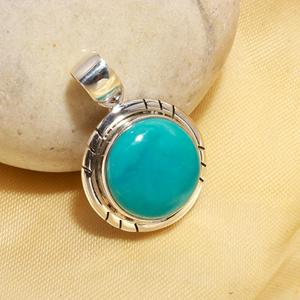 Colgante de Turquesa Natural de Arizona Hecho a Mano en Plata de Ley 925, Joyería Boho Perfecta para Bodas o Regalos - Product Image 1
