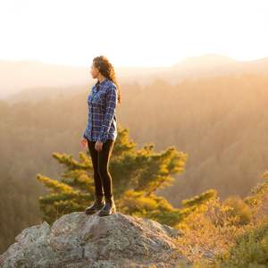 เสื้อเชิ้ตผ้าแฟลนเนลคุณภาพสูง สวมใส่สบาย ตัดเย็บตามสั่ง ผ้าฝ้าย 100% สำหรับผู้หญิง กระดุมหน้า แขนยาว เสื้อเชิ้ตผ้าแฟลนเนลสีพื้นสำหรับผู้หญิง - Product Image 4