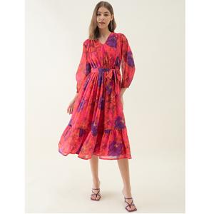 Vestido Rojo con Estampado Floral, Corte Ajustado y Evase, Ideal para Uso Casual, Fiestas y Uso Diario, Cómodo, a Precio de Mayoreo - Product Image 1