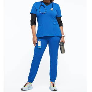 Tenue médicale OEM pour femme : Blouse à col en V et pantalon jogger – Confortable, extensible, uniforme d'hôpital – Fournisseur - Product Image 2