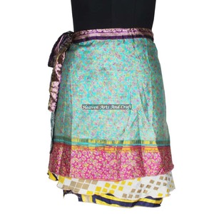 Minifalda de seda vintage estilo bohemio hippie para playa, falda corta tipo sari, falda cruzada, sari de playa estilo boho gypsy de moda - Product Image 3