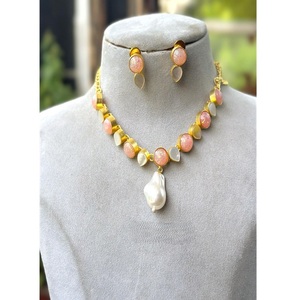 Atractivo Juego de Collar y Aretes Chapados en Oro de Primera Calidad, Joyería de Moda para Mujer, Regalo de Boda - Product Image 1