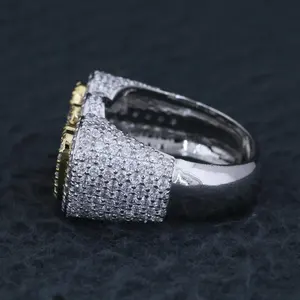 Anillo de Plata de Ley Chapado en Oro Blanco/Rosa/Amarillo Hecho a Mano para Mujer, Diseño Hip Hop con Moissanita de 4 Ct, Regalo Perfecto para Ella - Product Image 4