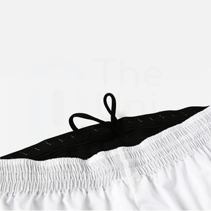 Ensemble maillot et short de football unisexe rouge et blanc, col en V, manches courtes, respirant, en polyester, personnalisable avec le nom de l'équipe sur le devant - Product Image 3