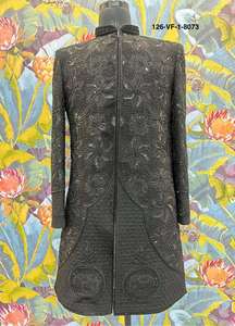 Sherwani pour homme sur le thème du Jardin d'Eden, en tissu TR Lachko, à motifs floraux et animaux sauvages, col mandarin, tenue de mariage traditionnelle - Product Image 6