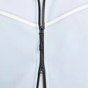 ชุดวอร์มลำลองแบบสองชิ้น มีฮู้ด สีพื้น ขายดี แฟชั่นผู้ชาย ทรงปกติ ซิป ผ้าหนา 100% ผ้าฝ้าย - Product Image 6