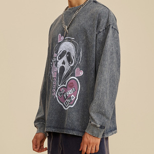 <b>Vintage</b> washed French terry <b>sweatshirt</b> with <b>oversized</b> fit, crew neck, long sleeves and high street hip hop style for men. - Product Image 3