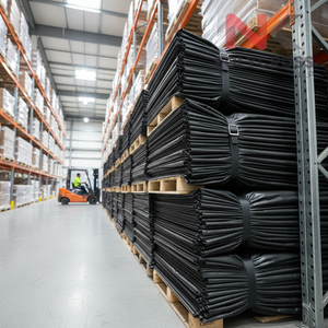 Bâche en polyéthylène grand format de qualité supérieure, imperméable, pour le stockage d'équipements, les applications de construction et logistique - Product Image 1