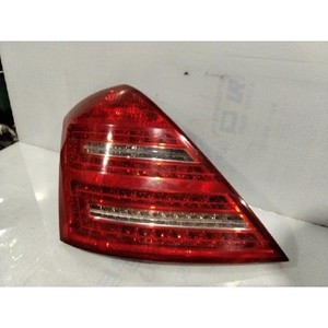 ไฟท้ายด้านนอกซ้าย (ฝั่งคนขับ) รุ่น S-class รหัส A2218200166 - Product Image 2
