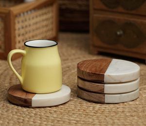 Sous-verres en marbre et bois pour tasses à thé, mugs à café, verres à whisky – Cadeau d'entreprise, anniversaire, luxe durable pour votre maison - Product Image 1