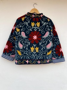 Veste bohème vintage en velours brodé de fleurs, écologique, col rond, manches longues, longueur normale, broderie artisanale, pour femmes - Product Image 3