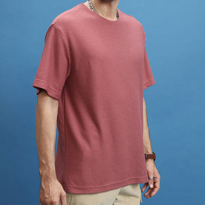 Camisetas Unisex Transpirables de Alta Personalización y Bajo MOQ, Cuello Redondo, 100% Algodón, Corte Holgado, por Fabricante - Product Image 4