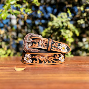 Ceinture Western en cuir sculptée à la main avec boucle Western en laiton, ceinture en cuir argentin peinte à la main, ceinture de cowboy - Product Image 1