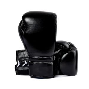 ชุดอุปกรณ์ชกมวย DAWN FROCE FIGHT GEARS ประกอบด้วยหมวกกันกระแทก ถุงมือ สนับแข้ง ทำจากหนัง PU ทนทาน ระบายอากาศได้ดี สวมใส่สบาย ป้องกันได้ทุกฤดู - Product Image 3