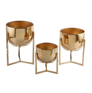 Maceta de Metal para Flores, Hecha a Mano, Acabado Dorado Clásico, Maceta Decorativa para Balcón, Macetas Decorativas para Jardín - Product Image 1