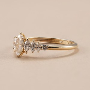 Bague en cluster de diamants taille marquise de 1,00 carat, style floral, cultivés en laboratoire, avec or massif 14 carats, bijoux fins pour demande en mariage pour la mariée - Product Image 4