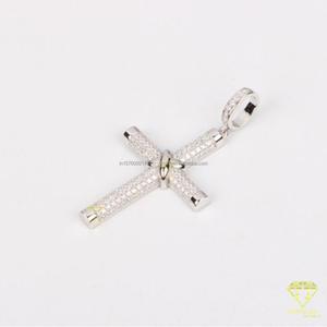 Luxury Faith Cross Pendant Necklace With Iced Out Moissanite Diamond Minimal Style - Product Image 5