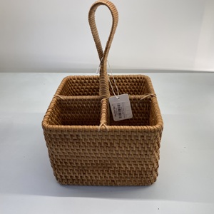 Nuevo modelo de cesta al por mayor para almacenar tazas u objetos hechos de ratán natural cuadrado, con 4 compartimentos, asas convenientes - Product Image 4