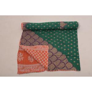 Colcha Kantha india vintage de algodón, reversible, hecha a mano, estilo Gudri, para cama, sofá o sillón. - Product Image 5
