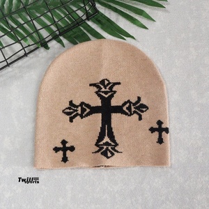 หมวกบีนนี่ Twill-Sports OEM พร้อมโลโก้สั่งทำ ขายส่ง ปักลายแจ็คการ์ด ถักนิตติ้ง สไตล์ Y2K  อะคริลิก 100% ลายตาราง  สำหรับทุกเพศ - Product Image 4