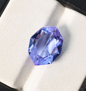 พลอยลาเวนเดอร์อเมทิสต์ทรงแฟนซี ขนาด 14x11 มม. น้ำหนัก 5.45 กะรัต พลอยเม็ดเดี่ยวสำหรับทำเครื่องประดับ - Product Image 3