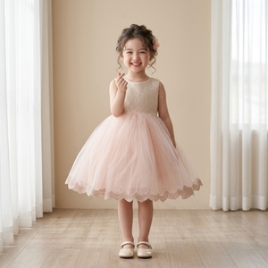 ชุดเดรสเด็กผู้หญิงหรูหราสง่างาม สีชมพูอ่อน แต่งลูกไม้ ผ้าทูลล์ ทรงเจ้าหญิง ชายกระโปรงแบบสแกลลอป สำหรับงานวันเกิด งานแต่งงาน หรือโอกาสพิเศษ - Product Image 5
