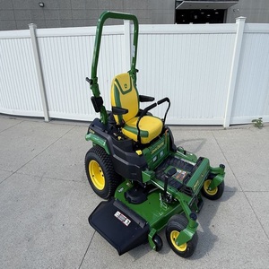 เครื่องตัดหญ้าแบบ Zero Turn รุ่น Z545R ปี 2026 หมายเลข Z263368 อุปกรณ์สำหรับงานหนักจากโรงงาน - Product Image 1