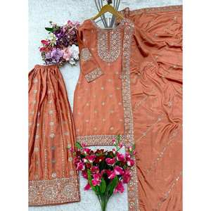 Conjunto de Top-Sarara y Dupatta para Mujer con Bordado de Lentejuelas - Product Image 2