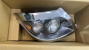 FARO DELANTERO (DERECHO) ORIGINAL PARA CAMIÓN TRUCK BODY PARTS INTERNATIONAL # 3605817C93 FABRICADO EN TAIWÁN - Product Image 5