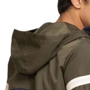 เสื้อแจ็คเก็ตกันลมมีฮู้ดสำหรับผู้ชาย สีเขียวมะกอก สีน้ำเงินกรมท่า สีดำ น้ำหนักเบา กันน้ำ เหมาะสำหรับใส่ลำลอง เล่นกีฬากลางแจ้ง - Product Image 3