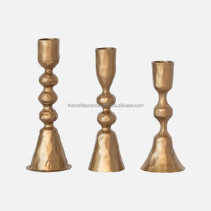 Candelabro de Metal de Latón Antiguo al por Mayor, Forjado a Mano, Decoración Navideña para el Hogar con Opciones Personalizadas - Product Image 1