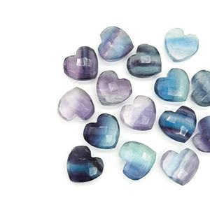 Cuentas de fluorita facetada talladas a mano en forma de corazón de 10 mm, cuentas sueltas de fluorita AAA talladas en forma de briolette para la fabricación de joyería. - Product Image 2