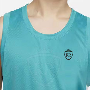 Débardeur décontracté pour homme en tricot doux et respirant, durable pour les séances de gym, les entraînements et les activités de plein air - Product Image 2