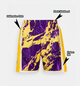 Shorts de basketball personnalisés en sublimation pour hommes, style streetwear, avec empiècements jaunes effet éclaboussures, en maille respirante à séchage rapide pour le sport - Product Image 2
