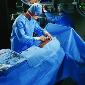 Kit de laparotomie pour adultes – Kit de draps chirurgicaux jetables stérilisés à l'oxyde d'éthylène, Classe I, certifié ISO et CE MDR - Product Image 1