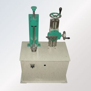 Torno Eléctrico de Banco para Recortar y Preparar Muestras Cilíndricas de Suelo - Product Image 3
