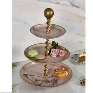 Support à gâteau décoratif d'anniversaire, design moderne, support à gâteau pour fête et célébration, forme arrondie en métal, support à gâteau à 3 étages - Product Image 1