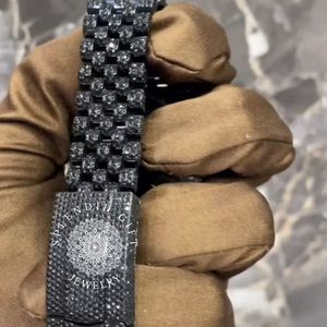 Reloj de Diamantes de Lujo para Hombre, con Cristal de Zafiro, Movimiento de Cuarzo ETA, Correa de Moissanita Plateada de 28 mm, Resistente al Agua, un Regalo Espléndido - Product Image 4