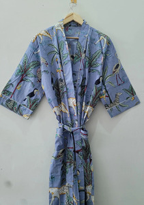 ชุดกิโมโนผ้าฝ้ายพิมพ์ลายบล็อกสีน้ำเงินลายซาฟารีป่าดงดิบสำหรับผู้หญิง งานฝีมือแบบดั้งเดิม เป็นมิตรกับสิ่งแวดล้อม ระบายอากาศได้ดี เหมาะสำหรับฤดูร้อน แขนยาว - Product Image 3