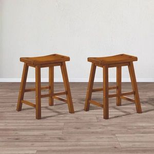 Taburete de madera resistente construido con patas de madera gruesas para mayor estabilidad, resistencia y una experiencia de asiento confiable. - Product Image 2