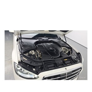 Mercedes-Benz Clase S S400 d 4MATIC Diésel Automático 2022, 72,885 km, Volante a la Izquierda, Cámara Trasera - Product Image 5