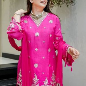 Kurti de viscosa pura con bordado de lentejuelas y dupatta de nazmin pesado, conjunto de traje de diseñador para fiestas étnicas, al por mayor - Product Image 5