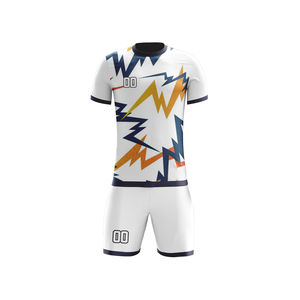Ropa de fútbol sublimada, diseños personalizados de uniformes para clubes deportivos, uniformes de fútbol para hombre - Product Image 3