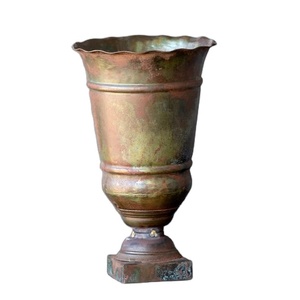 Pot de fleurs décoratif Framhouse Garden Use Pot de fleurs en métal antique rustique patine Pot de fleurs Décoration intérieure - Product Image 1
