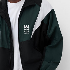 Chaqueta Deportiva de Invierno de Alta Calidad Personalizada, la Más Vendida, Precio Razonable, Hecha en Pakistán - Product Image 3