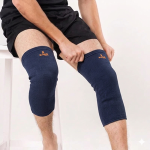 Comfortable Stretch <b>Knee</b> Cap for Sports Support Pain Relief and <b>Compression</b> During Gym Running and Walking - Product Image 1